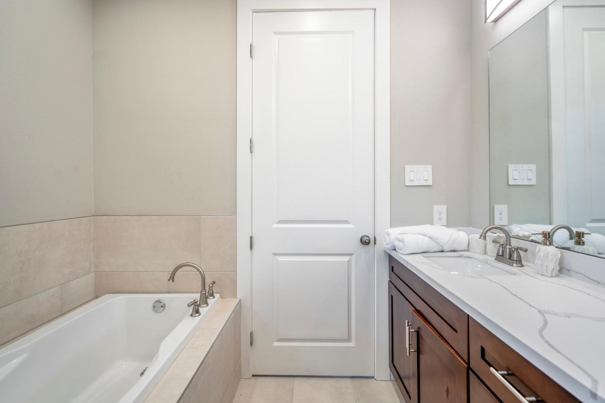 Spacious 3 Bed House Near Md Anderson With Free Parking & Wi-Fi Houston Eksteriør billede